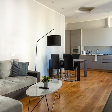5 Min Duomo Luxury Home In Brera Design District Mailand Exterior foto