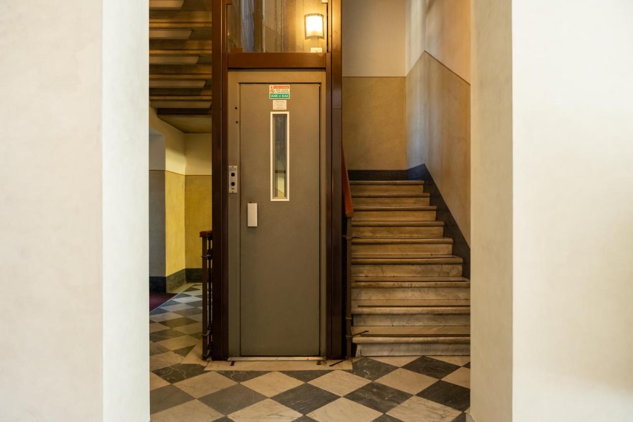 5 Min Duomo Luxury Home In Brera Design District Mailand Exterior foto